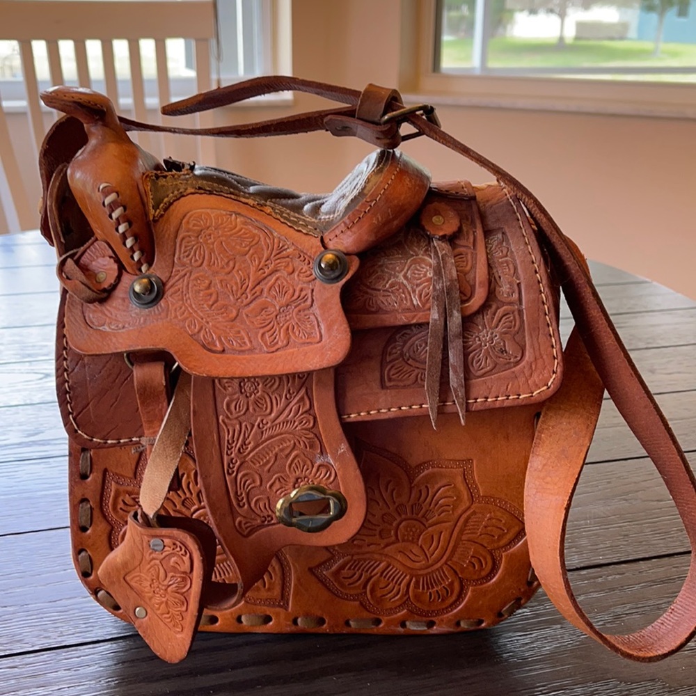 Hand-tooled leather saddle purse